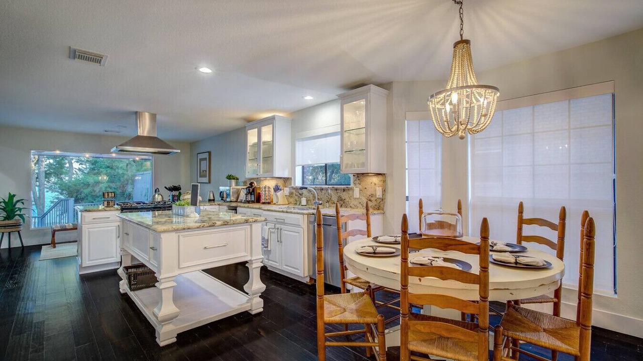 Photo of Kitchen in Rowlett