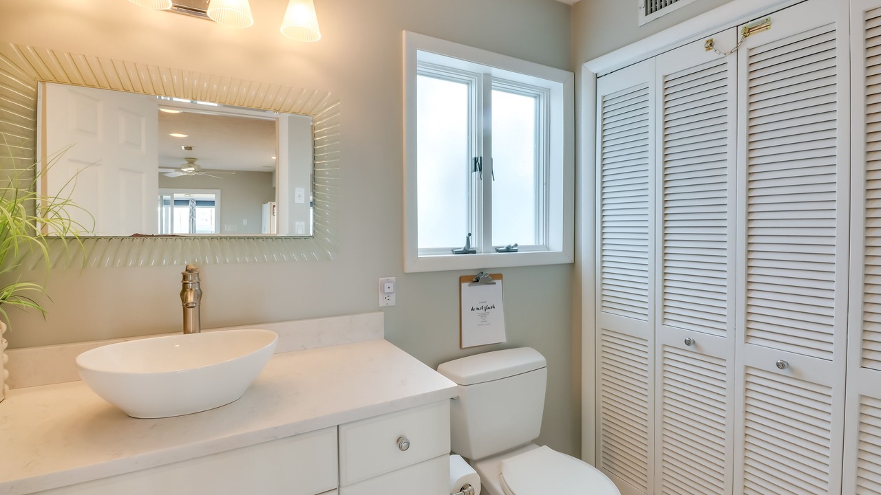 Photo of Bathroom in Point Lookout