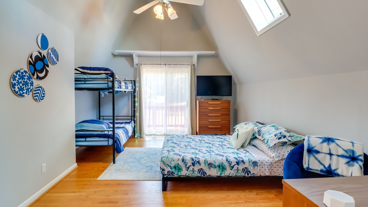 Photo of Others in Point Lookout