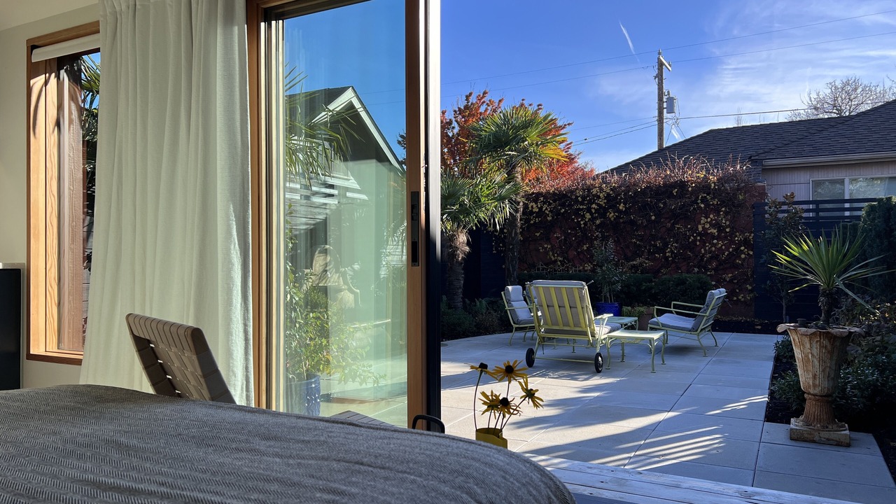 Photo of Bedroom in Hollywood District