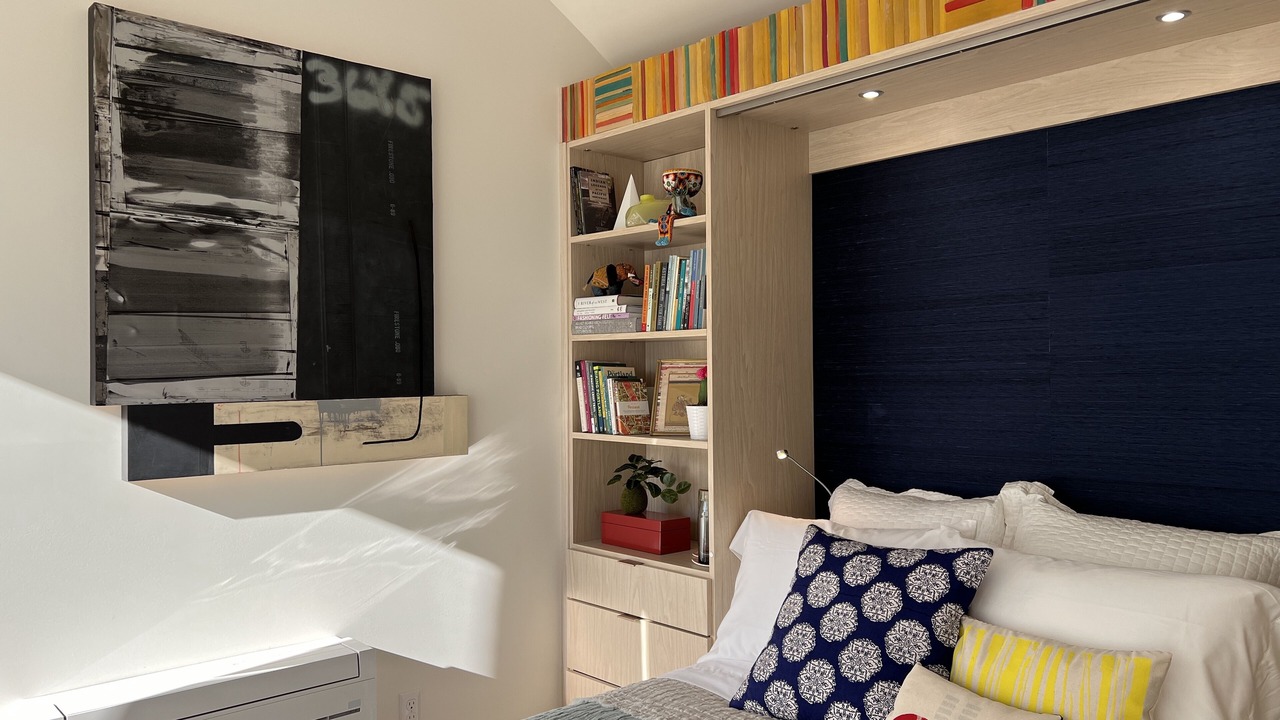 Photo of Bedroom in Hollywood District