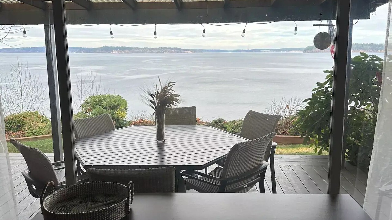 Photo of Others in Tillicum