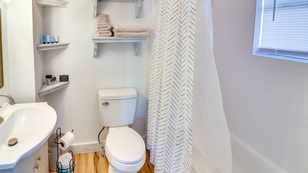 Photo of Bathroom in Ballinger