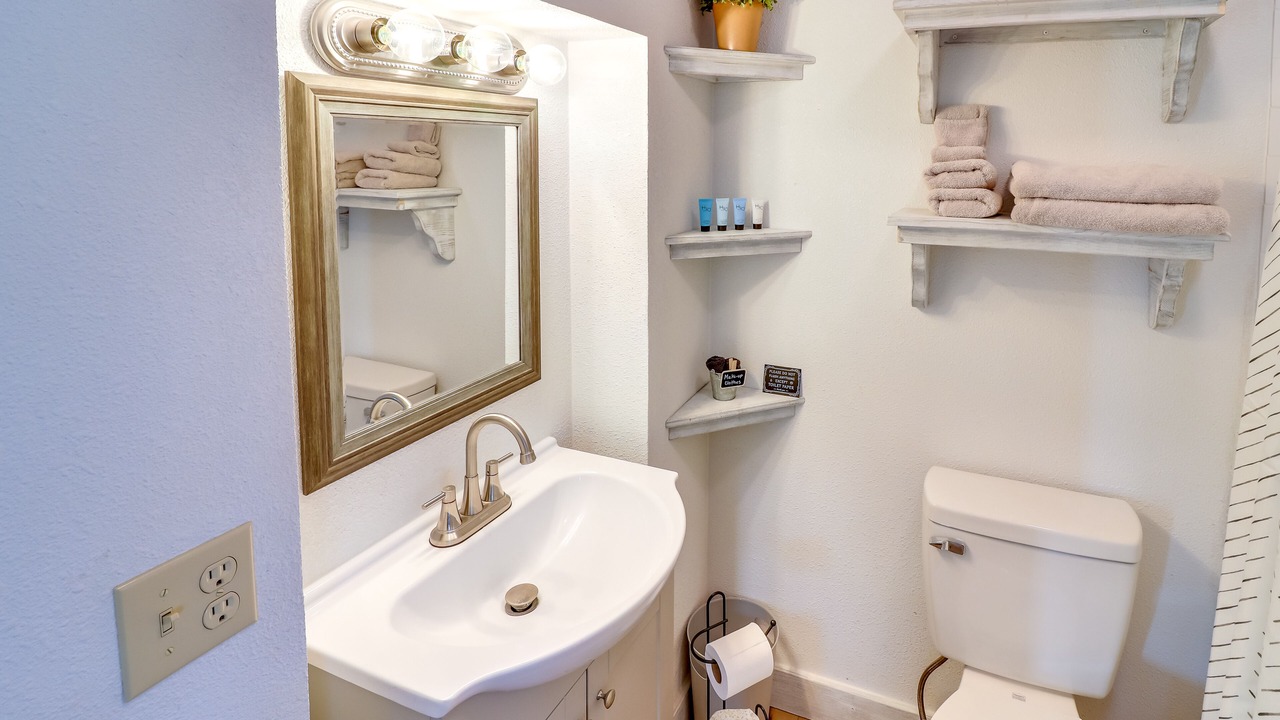 Photo of Bathroom in Ballinger