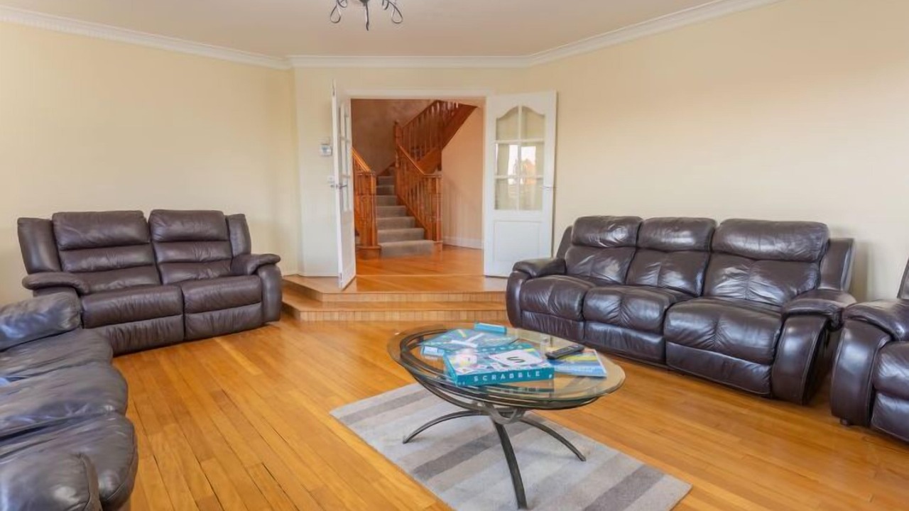 Photo of Livingroom in South Galson