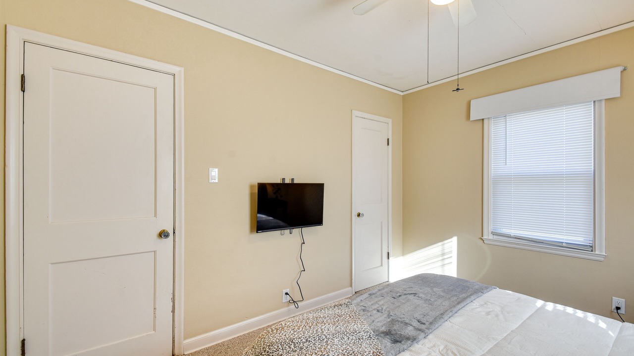 Photo of Bedroom in Cedar Rapids