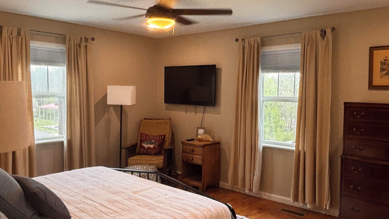 Photo of Bedroom in Cotter