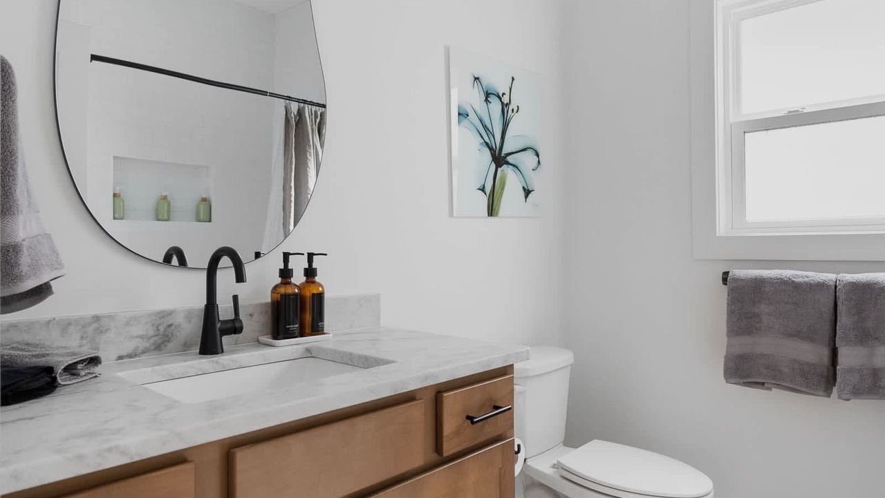 Photo of Bathroom in Jeffersonville