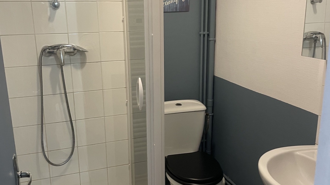 Photo of Bathroom in Troyes