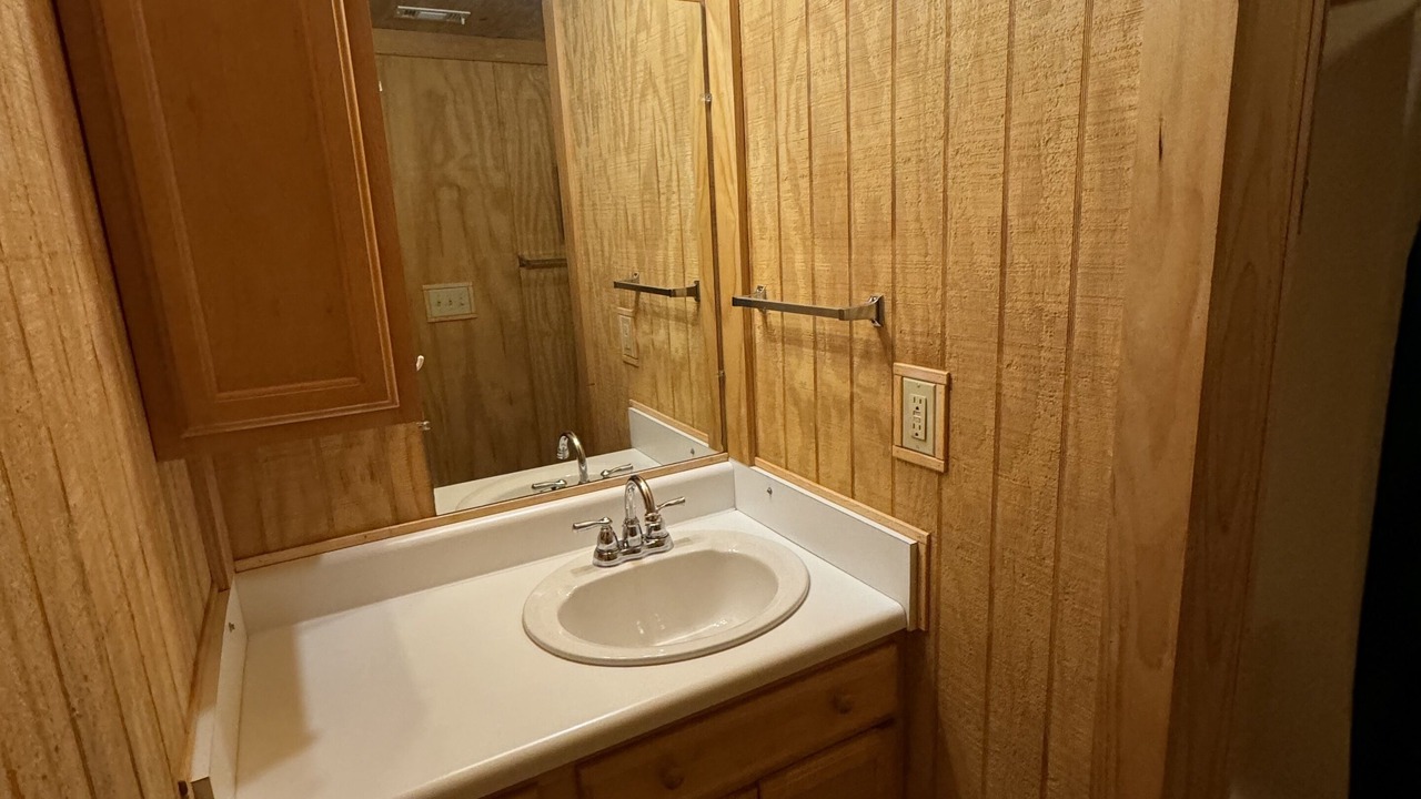 Photo of Bathroom in Abbeville