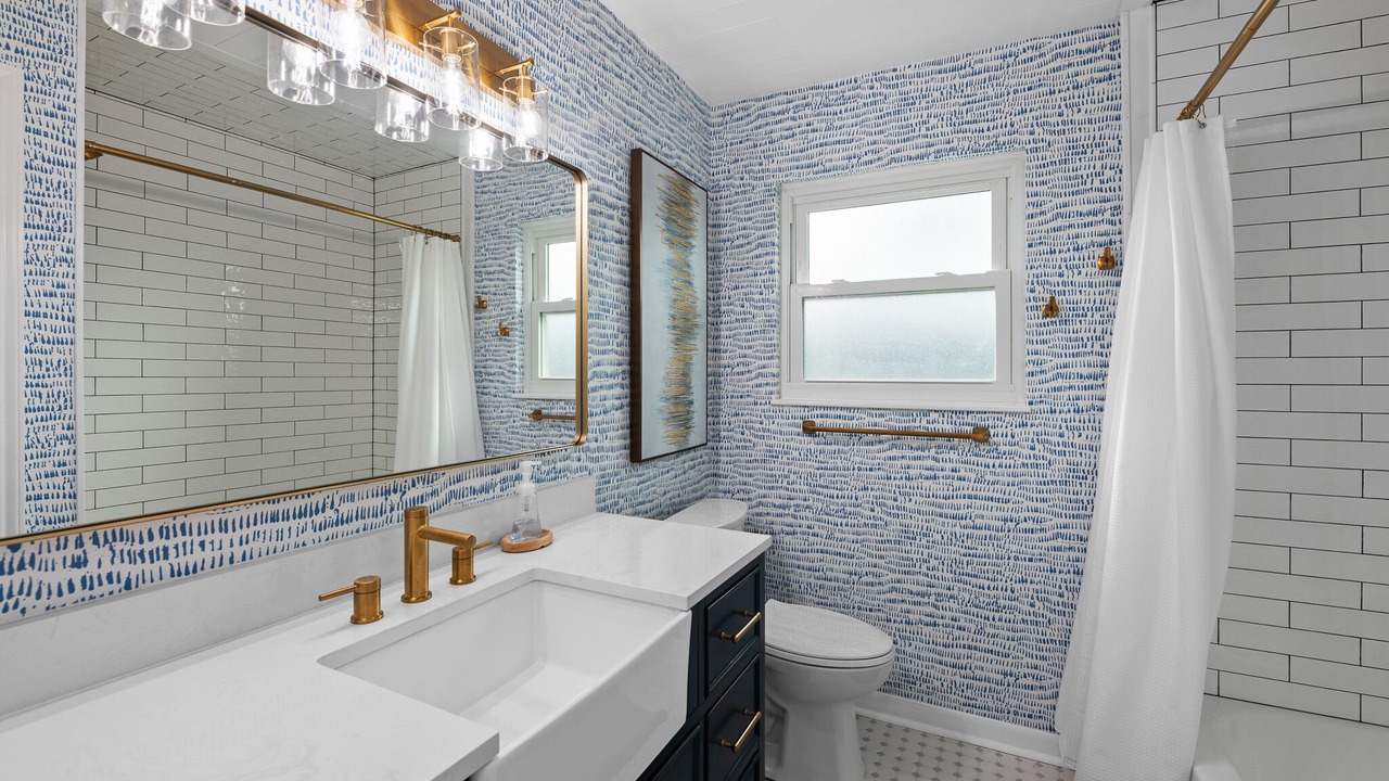 Photo of Bathroom in City-by-the Sea