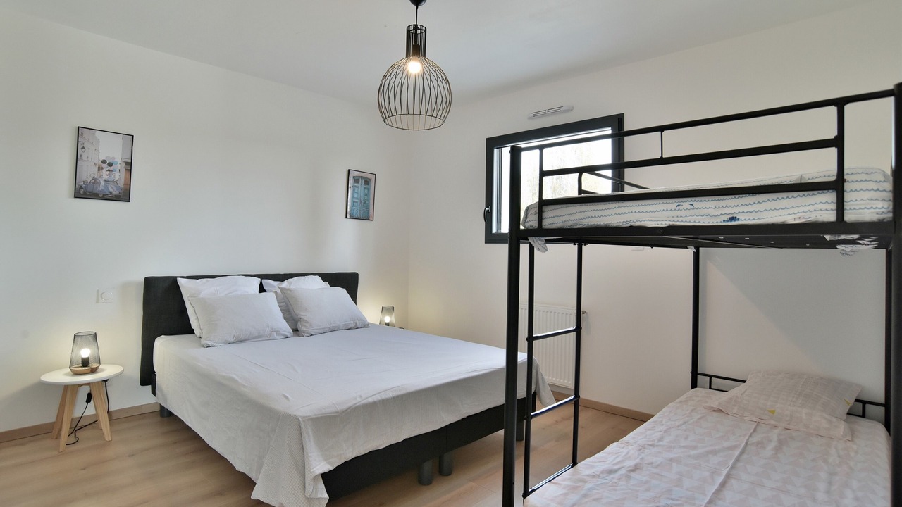 Photo of Bedroom in Rotheneuf-Le Pont