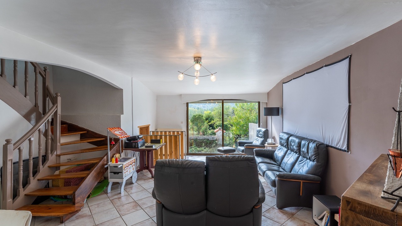 Photo of Livingroom in Saint-Florent-sur-Auzonnet