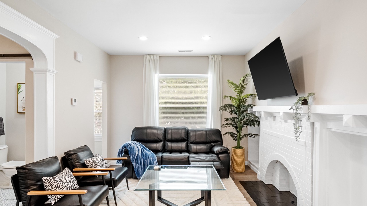Photo of Livingroom in St. Louis