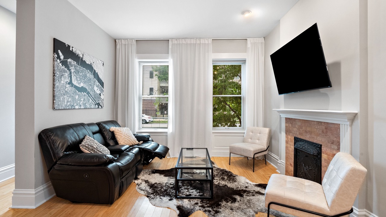 Photo of Livingroom in St. Louis