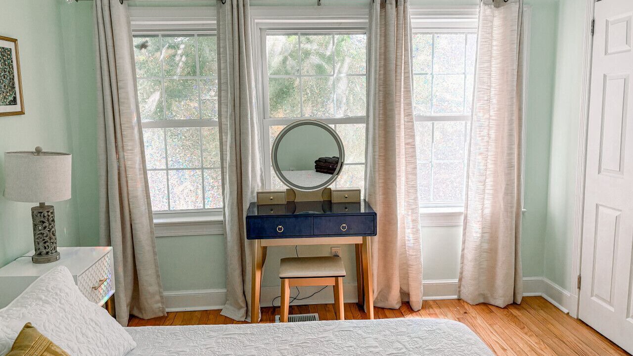 Photo of Bedroom in Old Irving Park