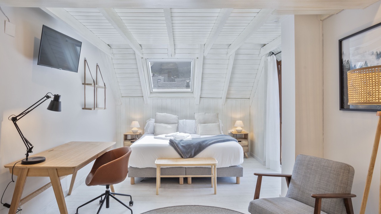Photo of Bedroom in Pujo