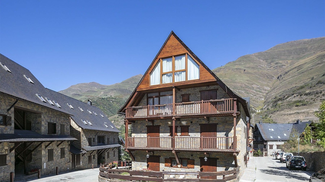Photo of Outdoor in Arties
