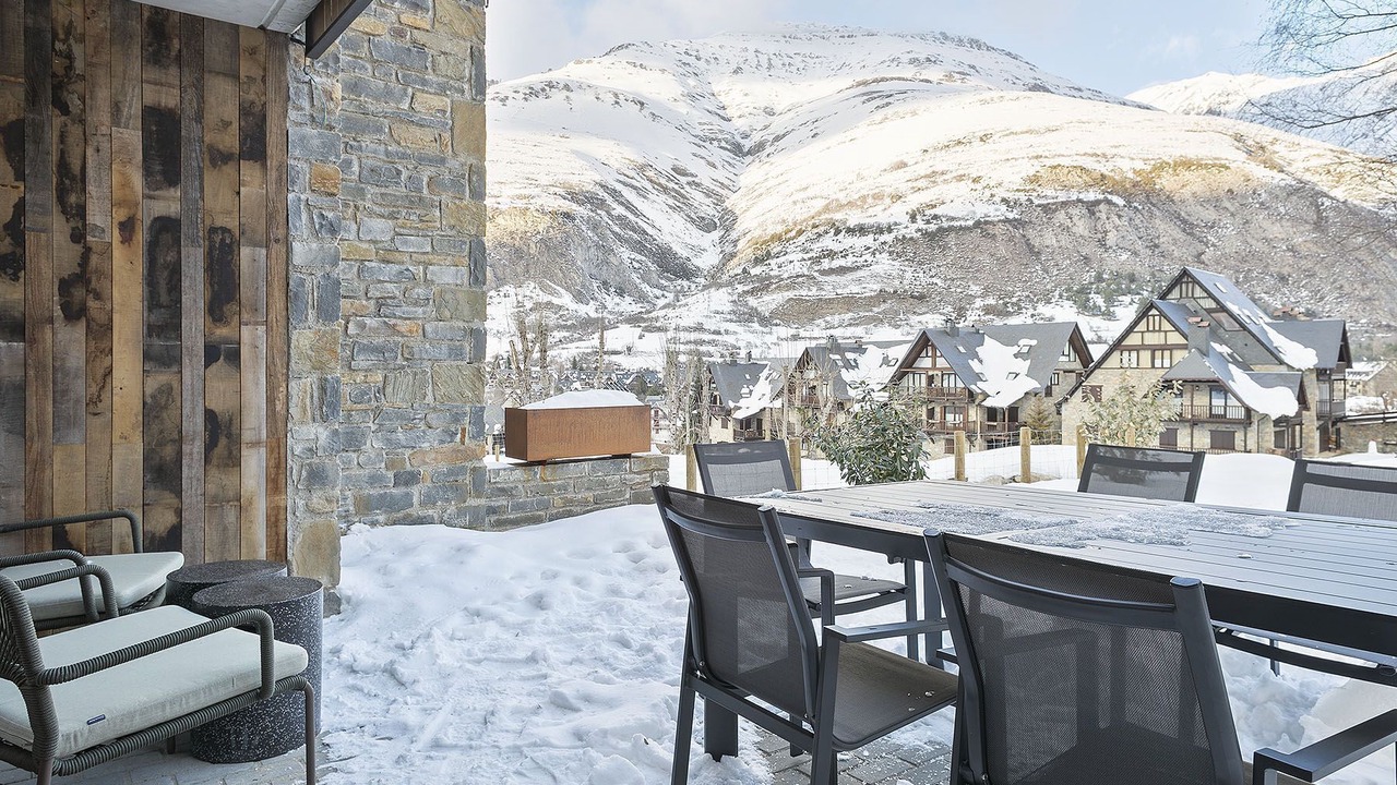 Photo of Outdoor in Arties