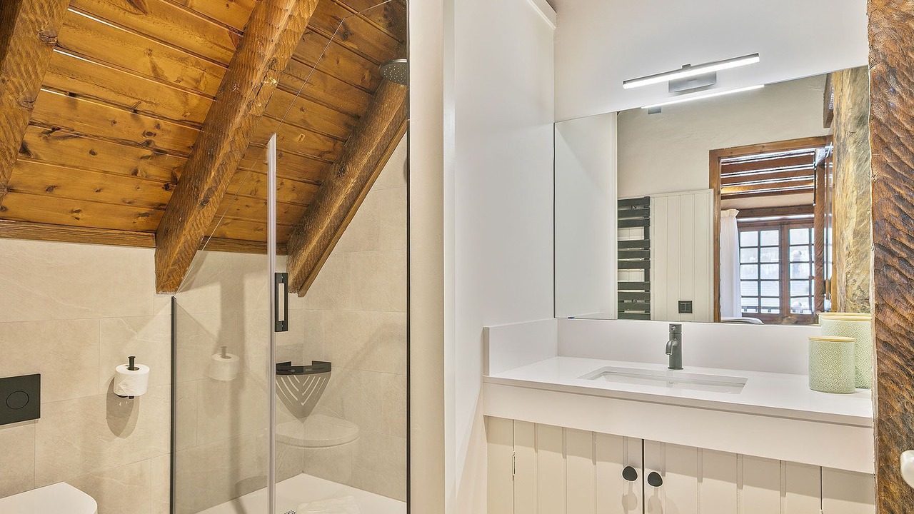 Photo of Bathroom in Garos