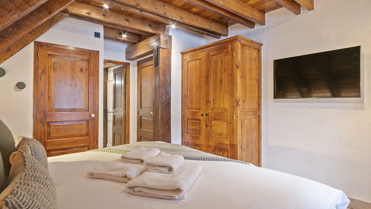 Photo of Bedroom in Garos