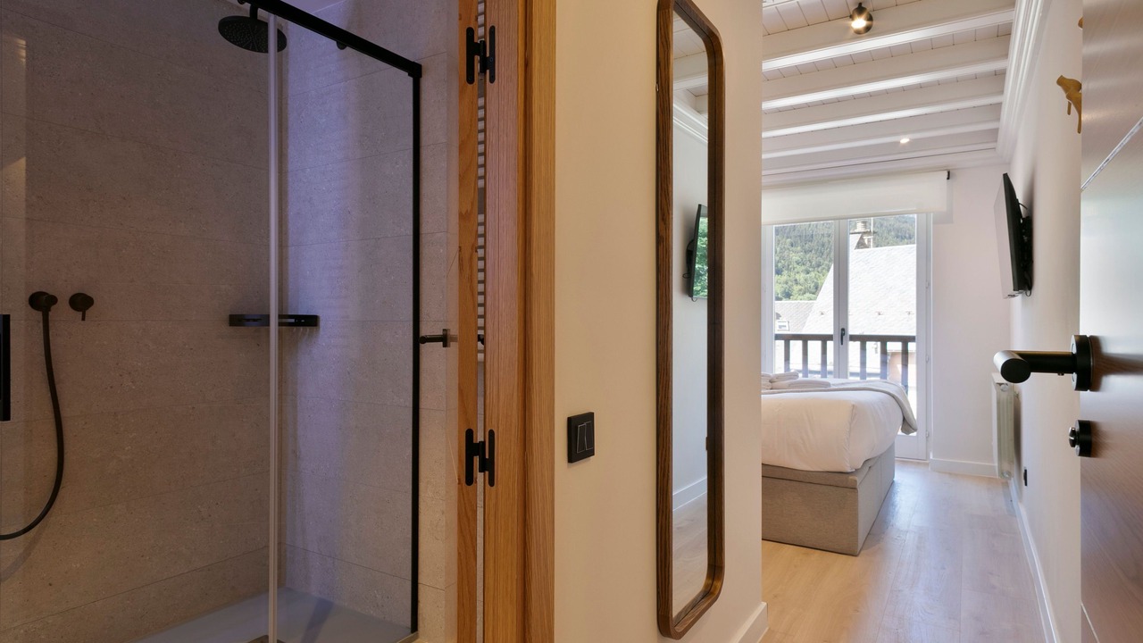 Photo of Bedroom in Pujo