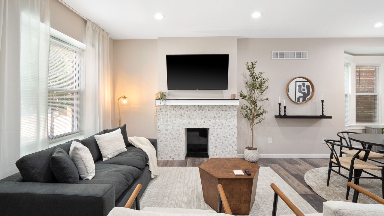 Photo of Livingroom in St. Louis