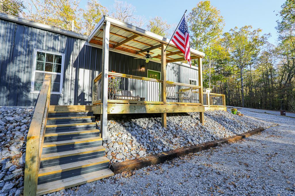Photo of Outdoor in Benton