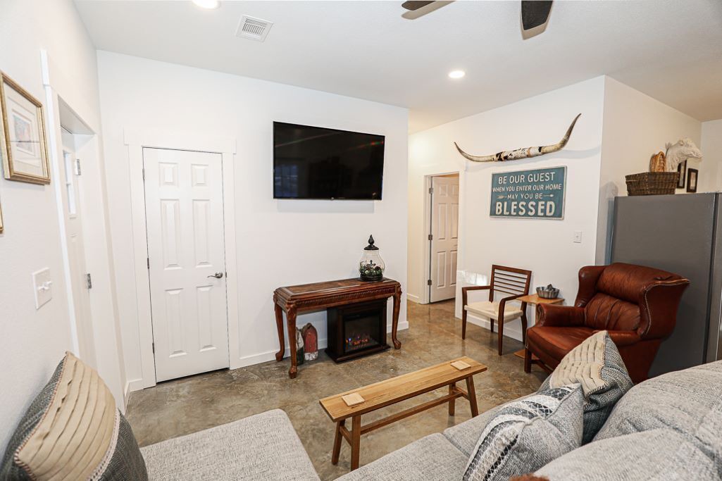 Photo of Livingroom in Benton