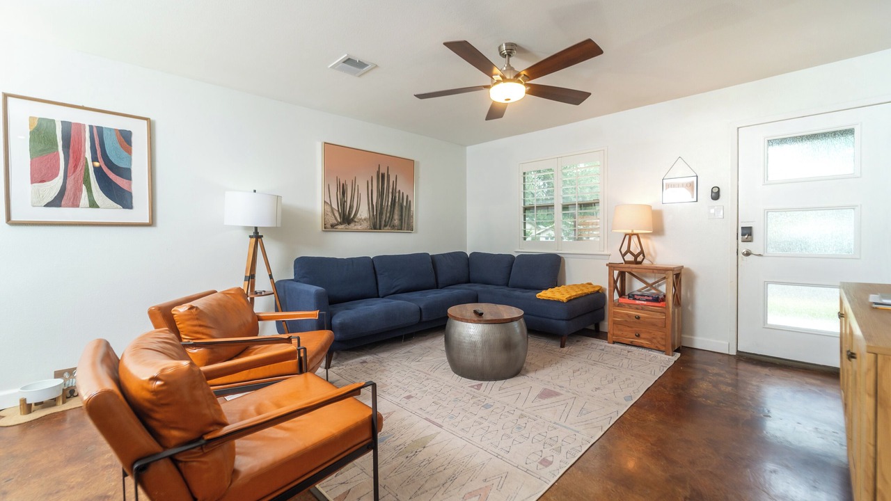 Photo of Livingroom in Mesa Park