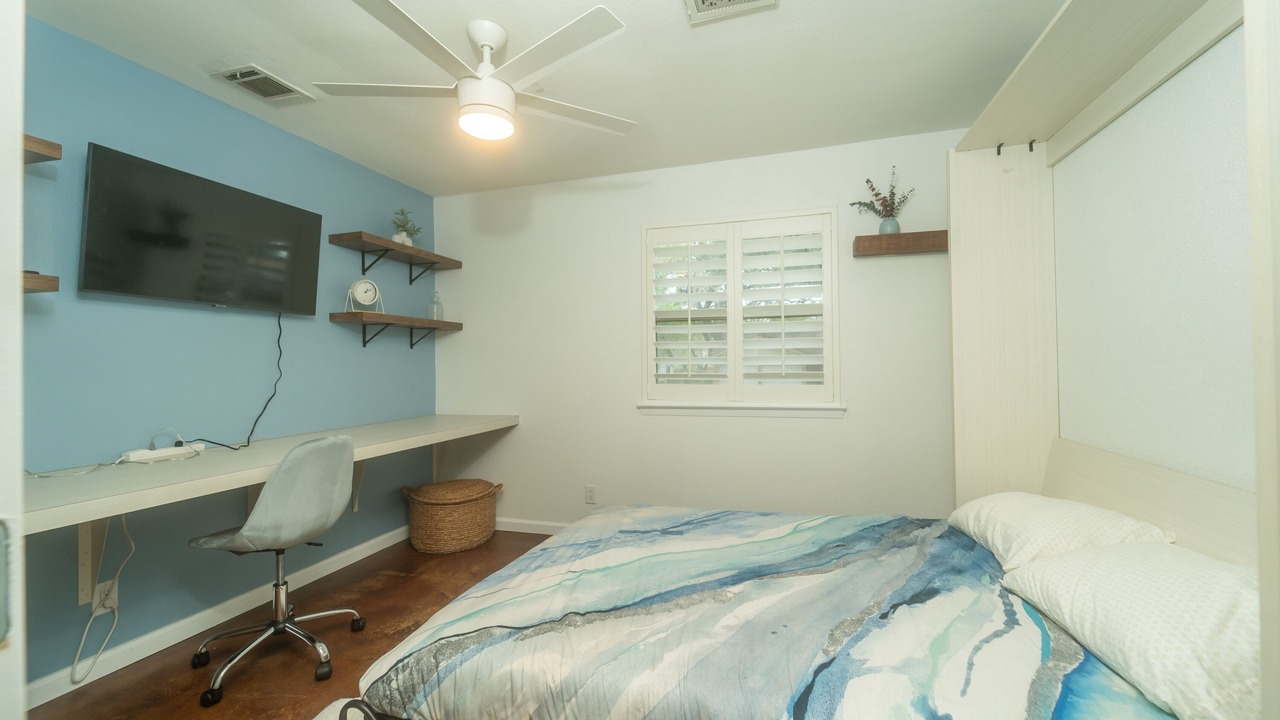 Photo of Bedroom in Mesa Park