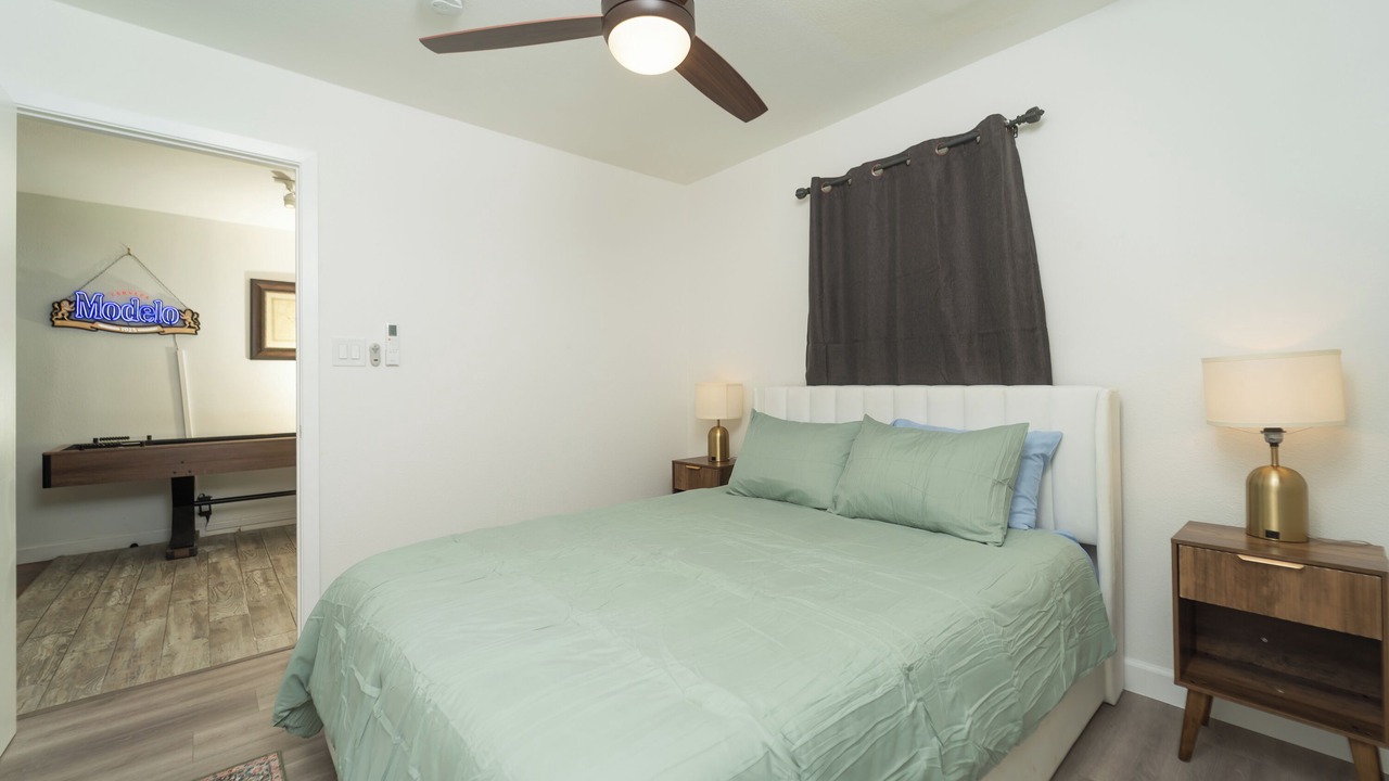 Photo of Bedroom in Mesa Park