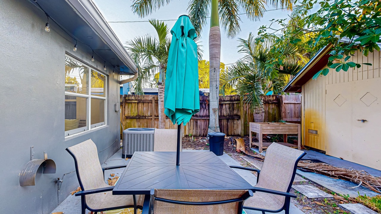 Photo of Outdoor in Oakland Park