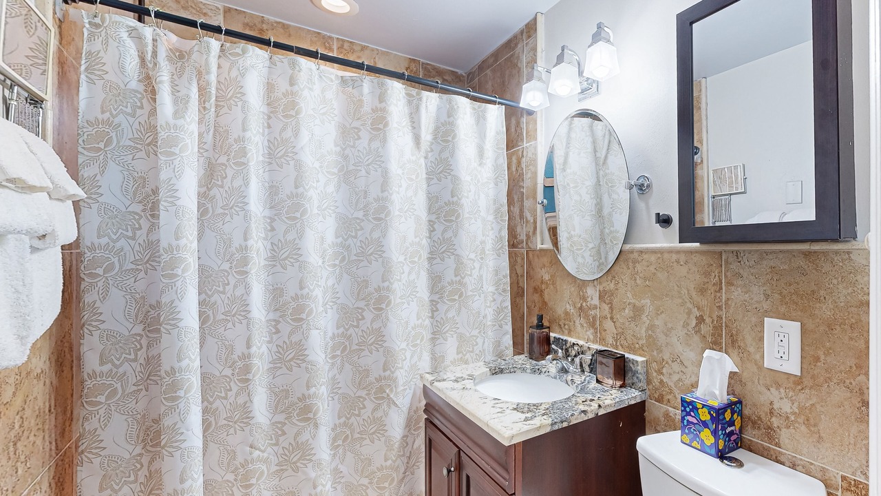 Photo of Bathroom in Oakland Park