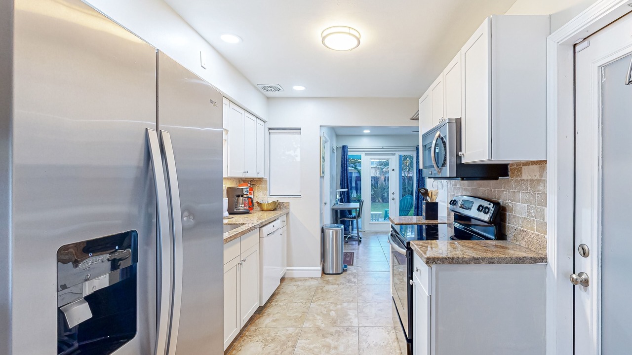 Photo of Kitchen in Oakland Park