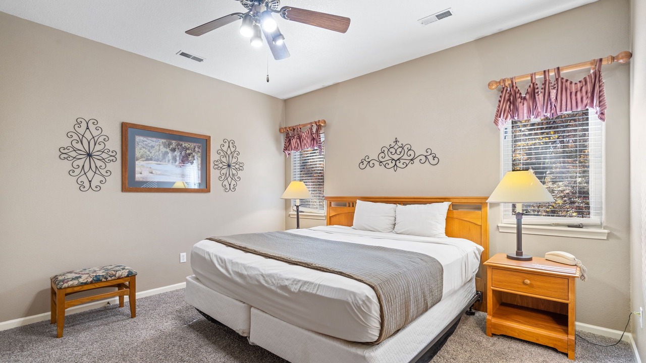 Photo of Bedroom in Branson West