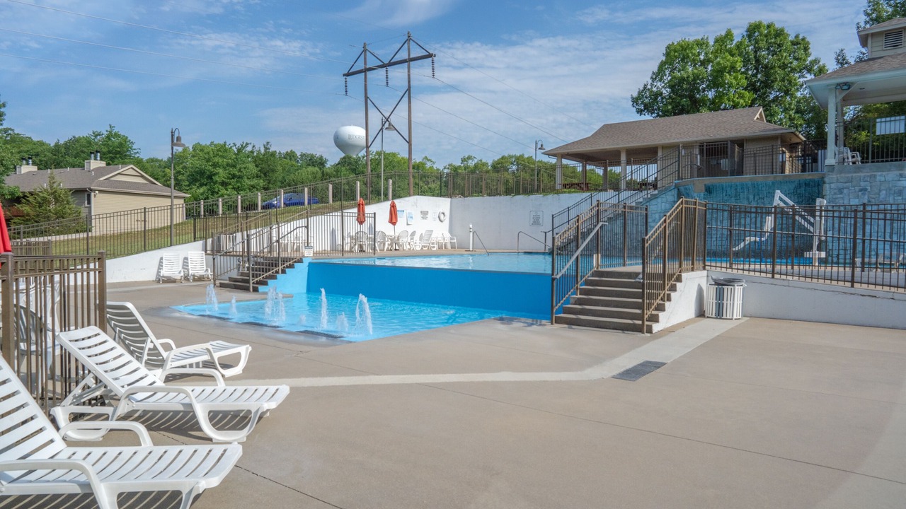 Photo of Outdoor in Branson West
