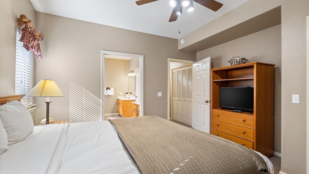Photo of Bedroom in Branson West