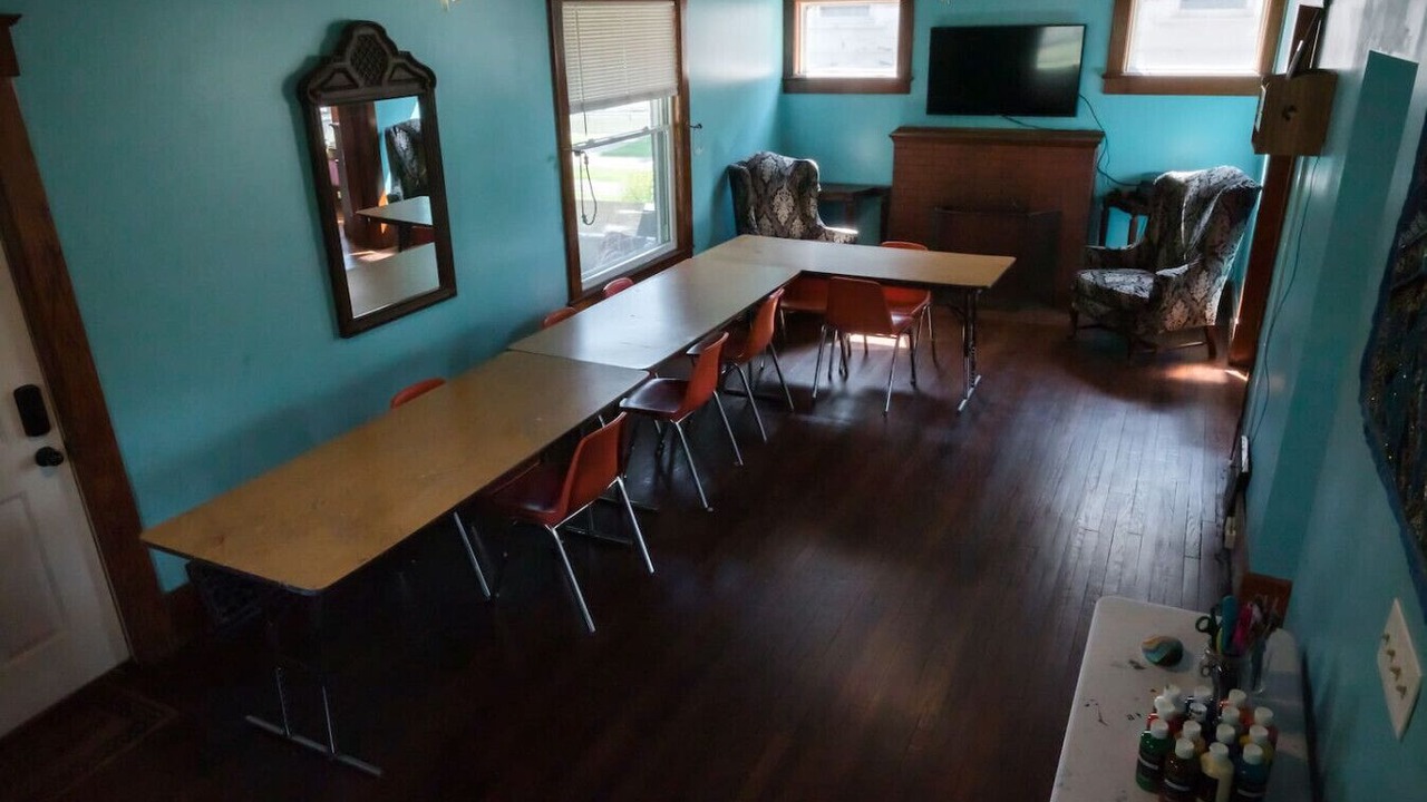 Photo of Bedroom in Massillon