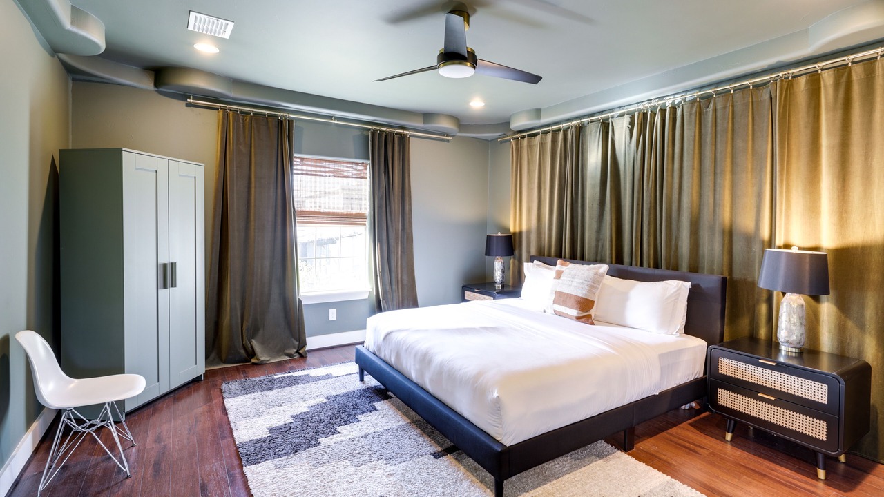 Photo of Bedroom in Montopolis