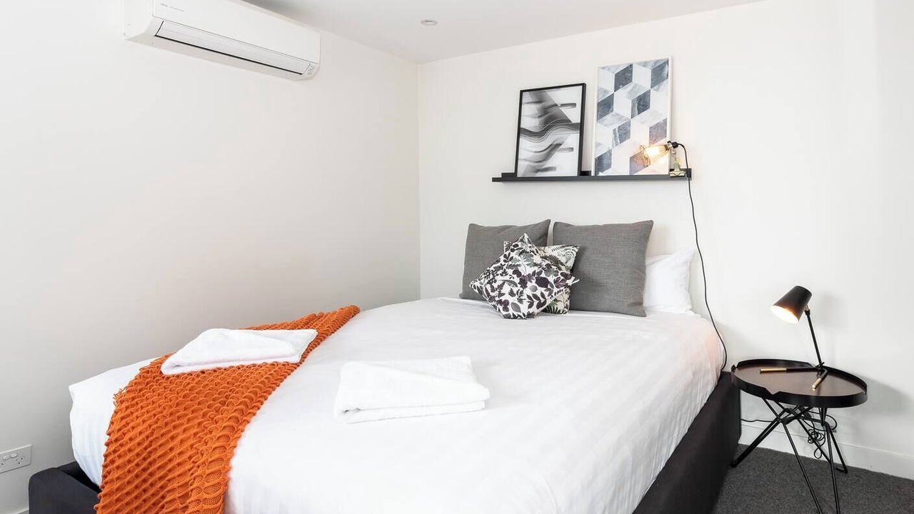 Photo of Others in Collingwood