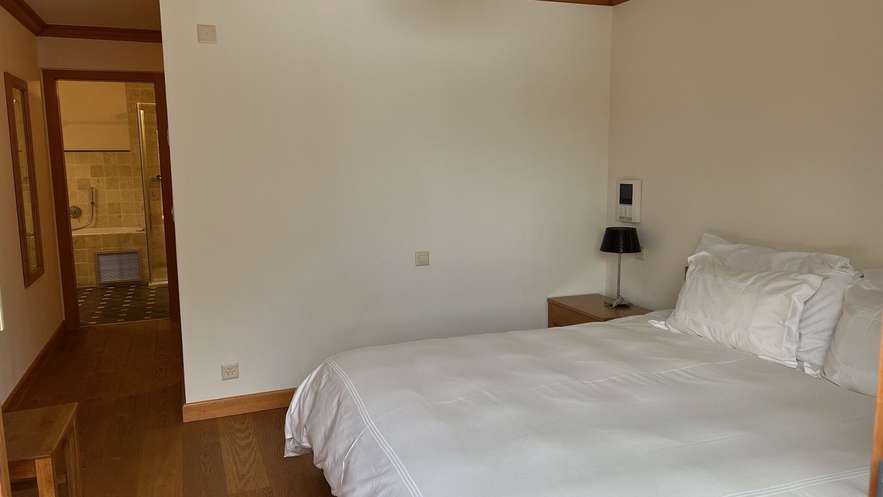 Photo of Bedroom in Lens