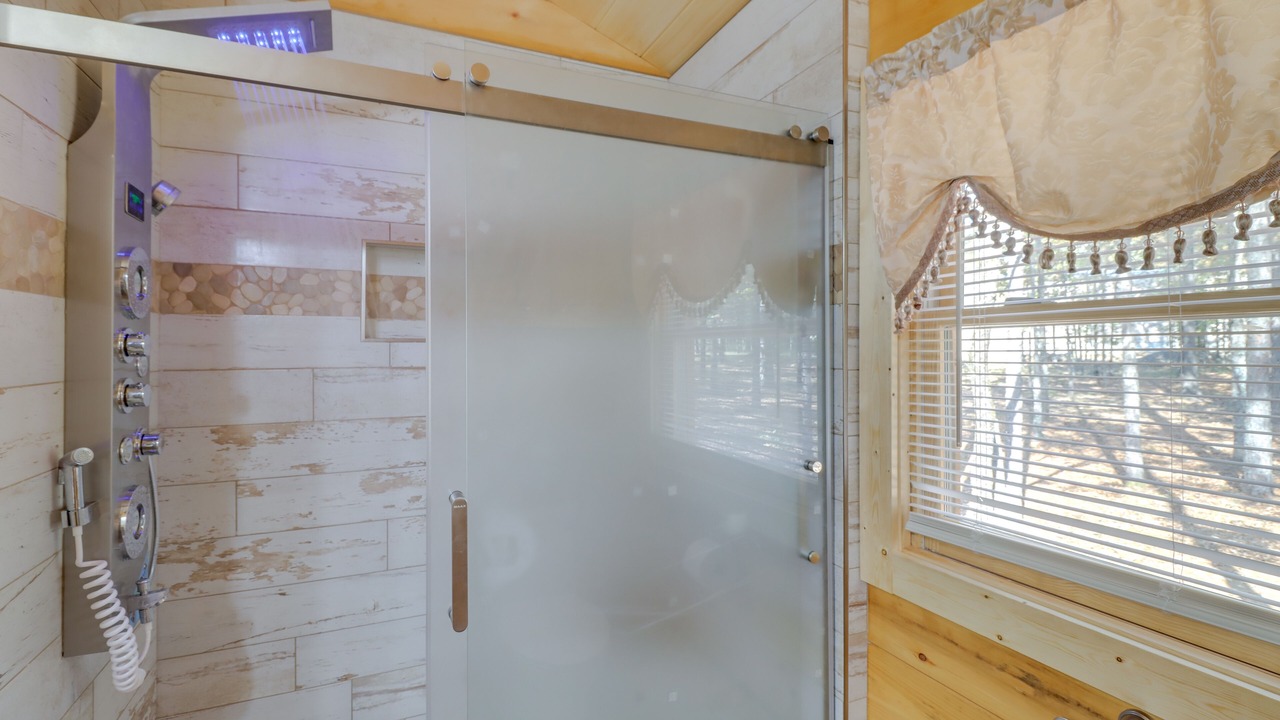 Photo of Bathroom in Tumbling Shoals
