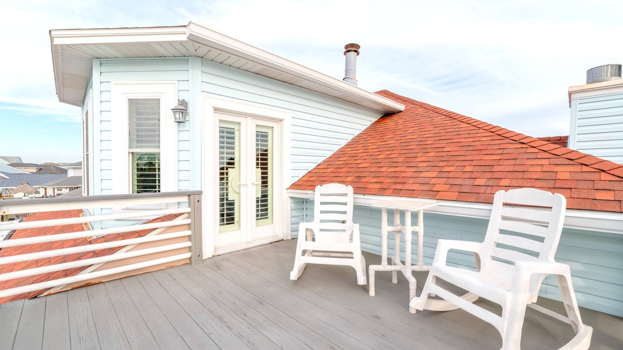 Photo of Patio Balcony in Jamaica Beach