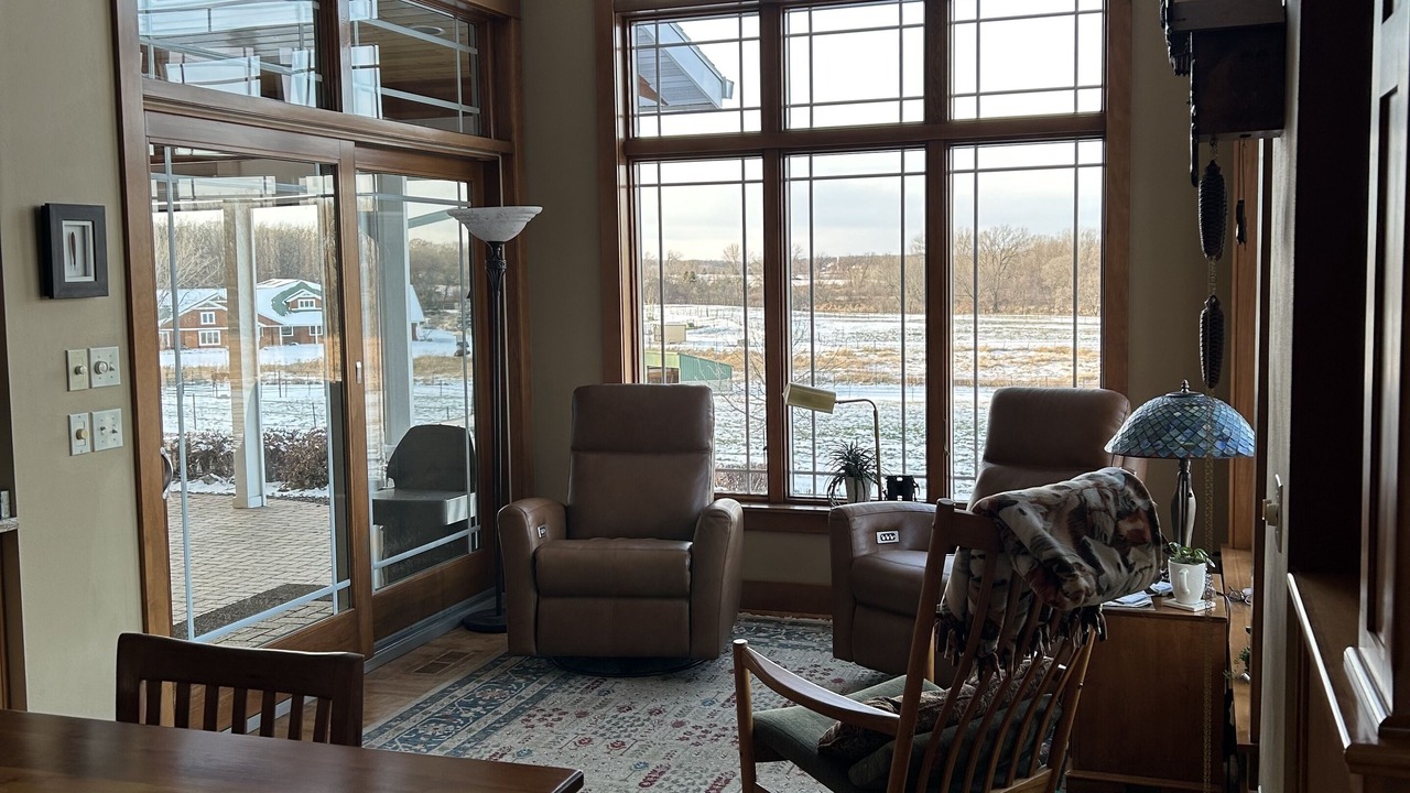 Photo of Others in Pickett