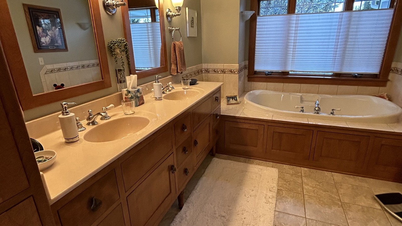 Photo of Bathroom in Pickett