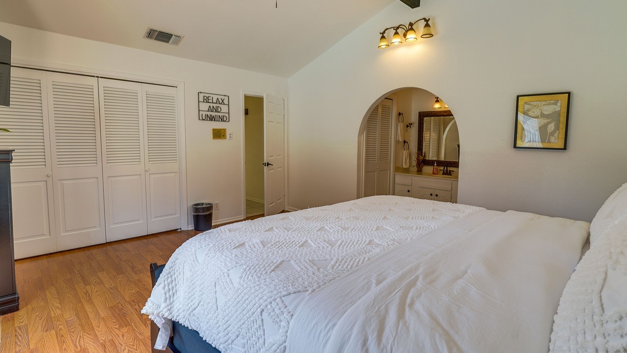 Photo of Bedroom in Arena District