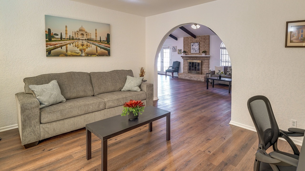 Photo of Bedroom in Arena District
