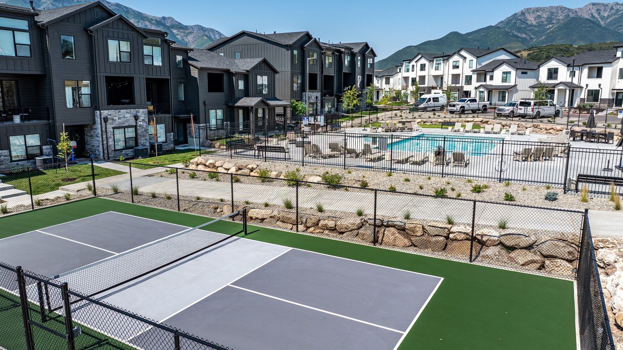 Photo of Outdoor in Mountain Green