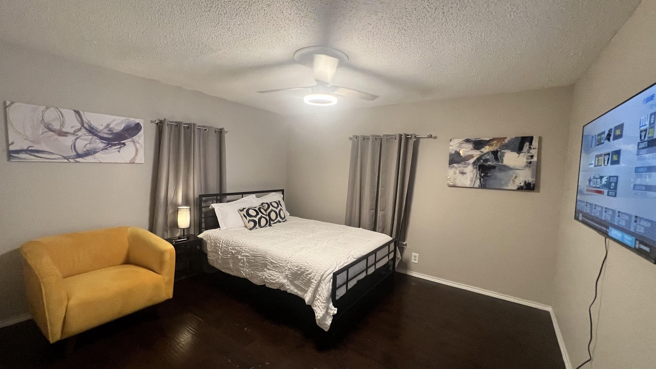 Photo of Bedroom in North Richland Hills